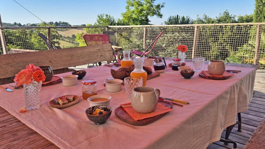 location gite moissac petit dejeuner